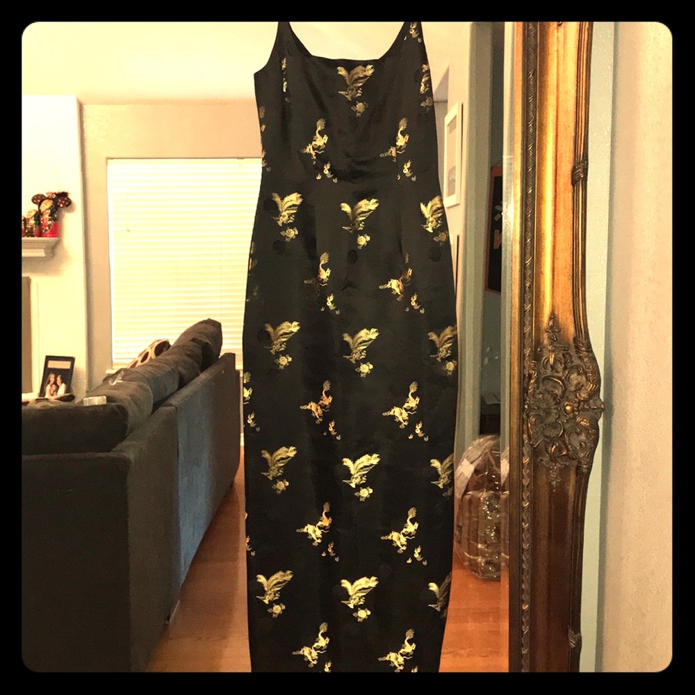 Evening gown with side slit